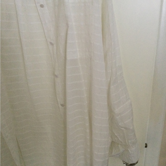 Long textured off white blouse - Picture 10 of 10